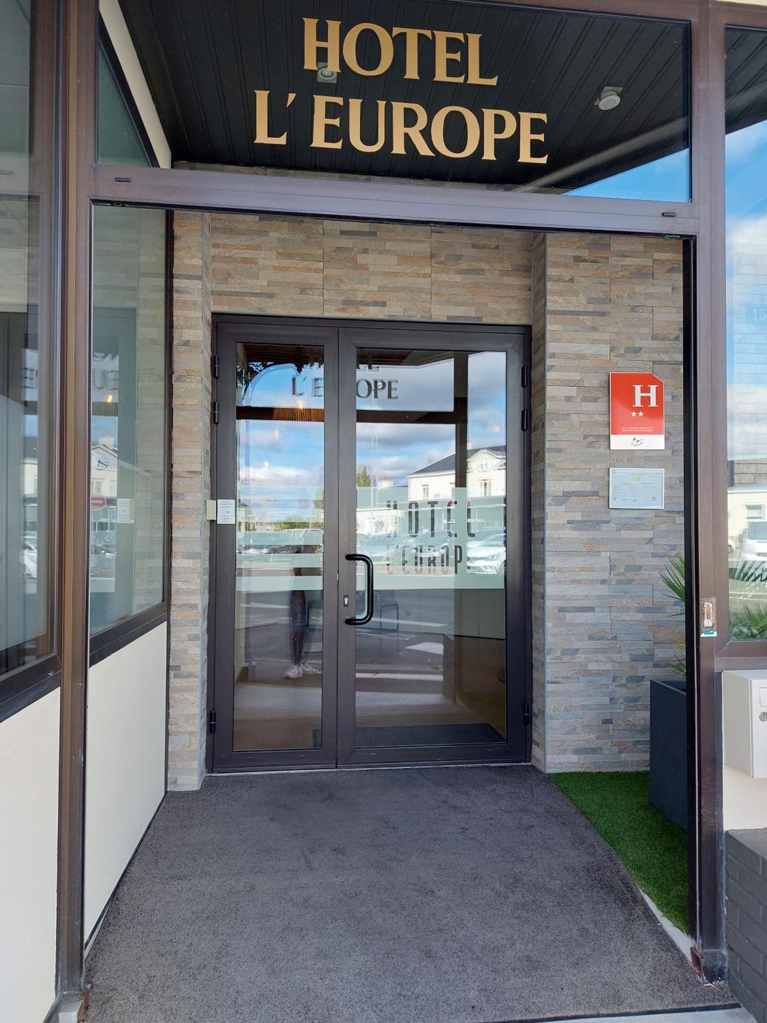 Hotel L'Europe - Cholet Gare Esterno foto