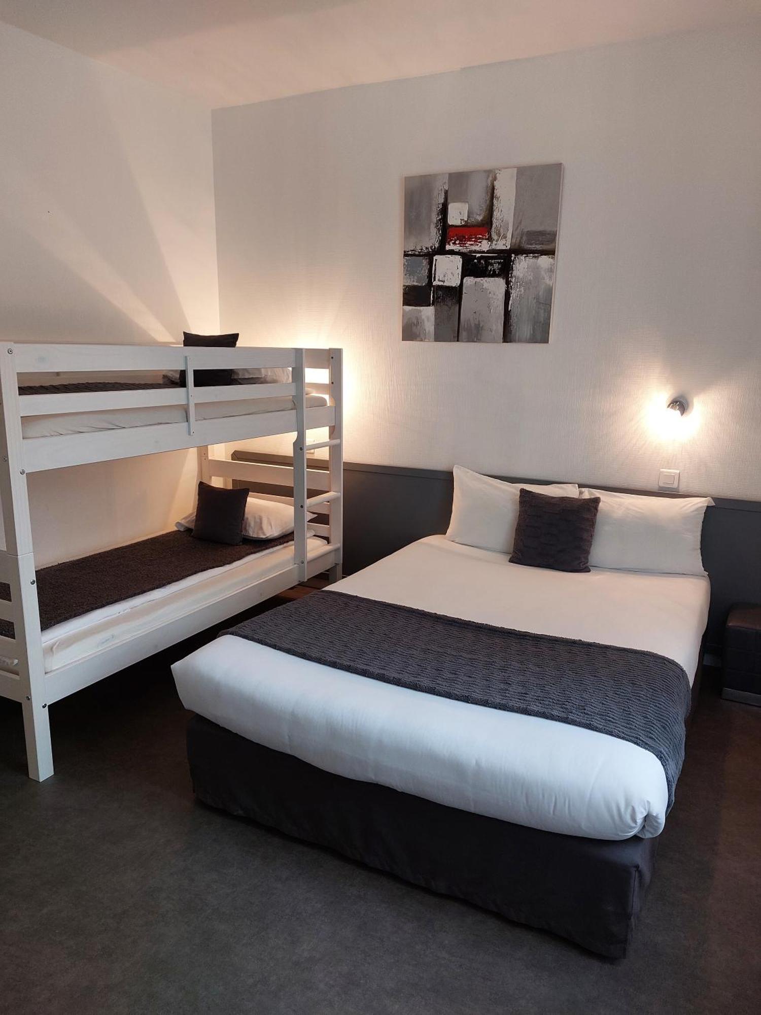Cit'Hotel L'Europe - Cholet Gare Esterno foto