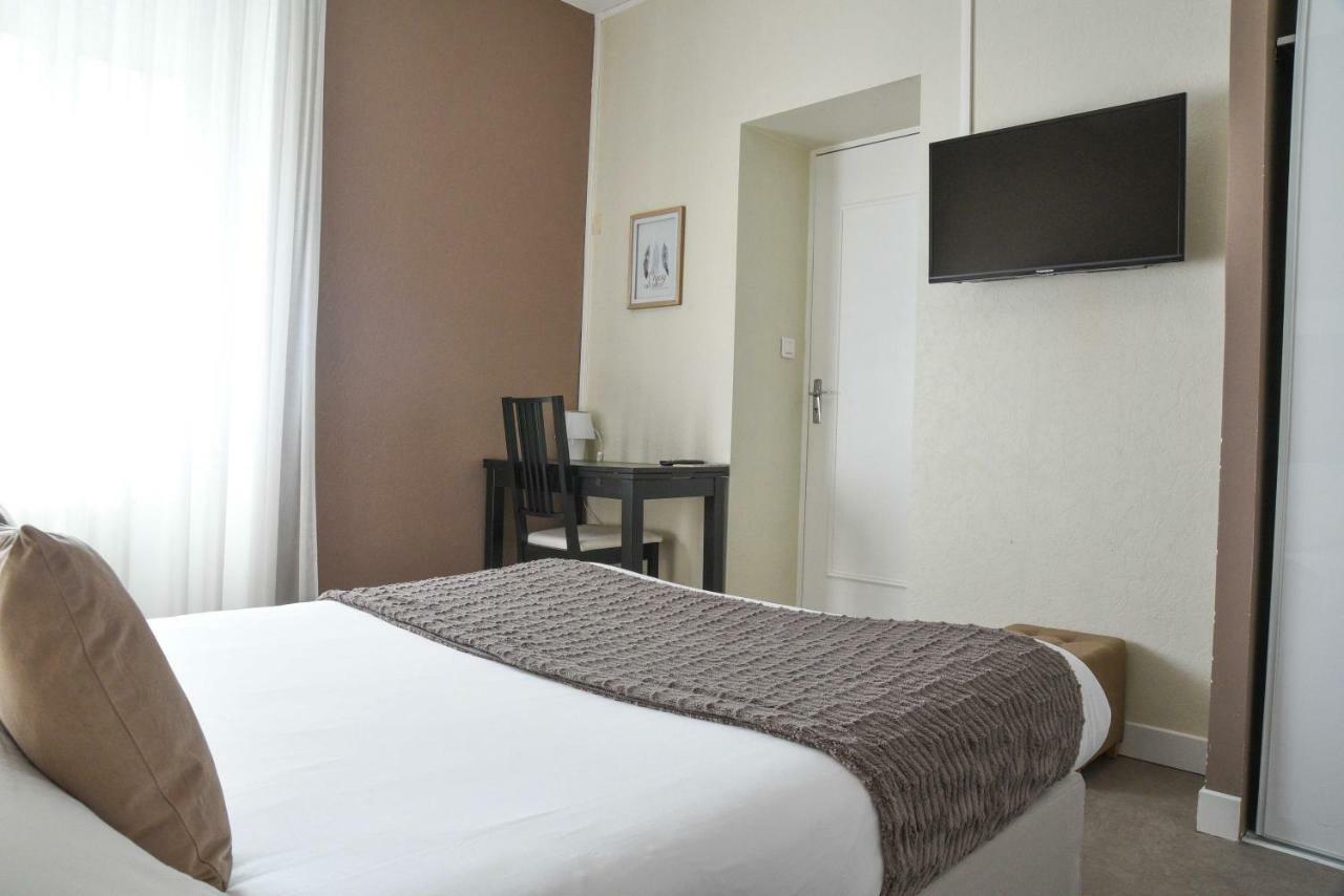 Cit'Hotel L'Europe - Cholet Gare Esterno foto
