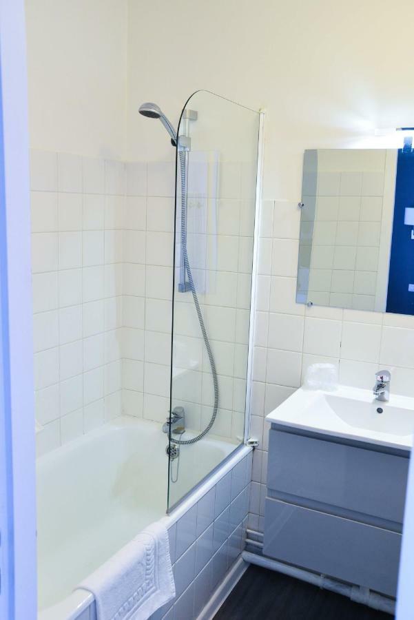Cit'Hotel L'Europe - Cholet Gare Esterno foto